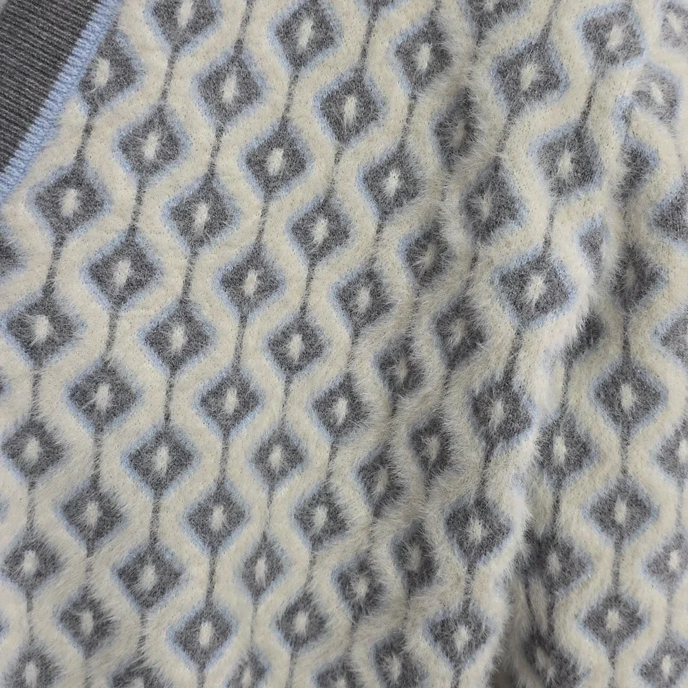 Cupcakes And Cashmere Womens Cardigan Sweater V-Neck Fuzzy‎ Cozy Soft Sz XS